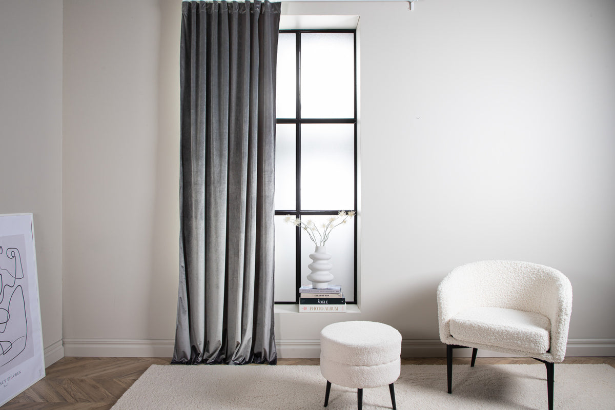 Curtain 135 x 250