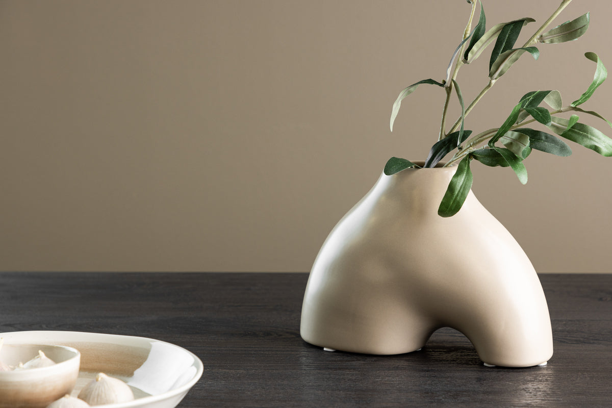 Vase 15 x 21 x 8 Beige