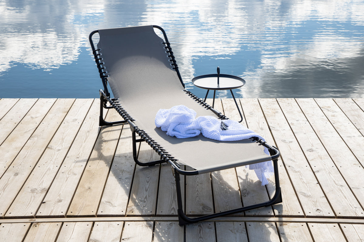 Sun Lounge