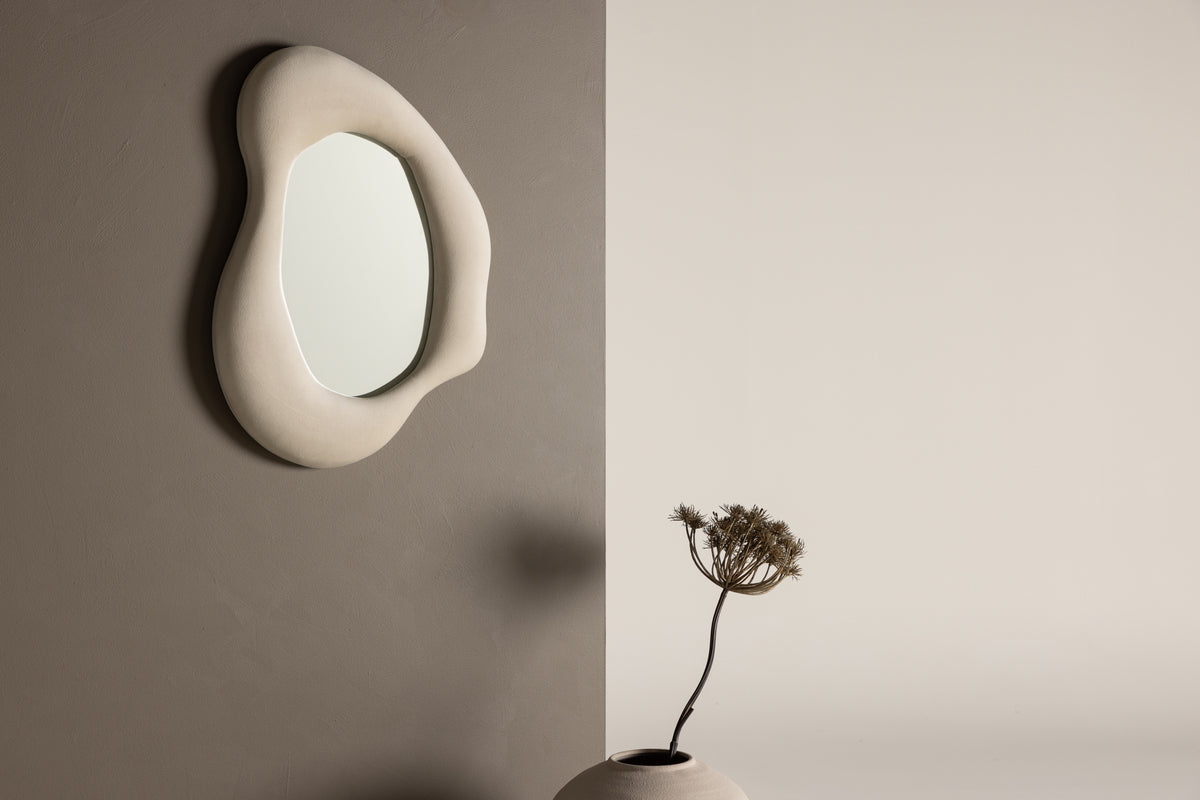 Kleine Spiegels – Een Stijlvolle Aanvulling op Elk Interieur