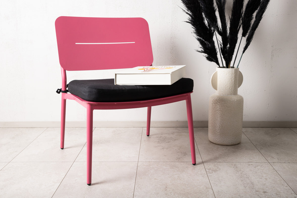 Lounge Chair Pink