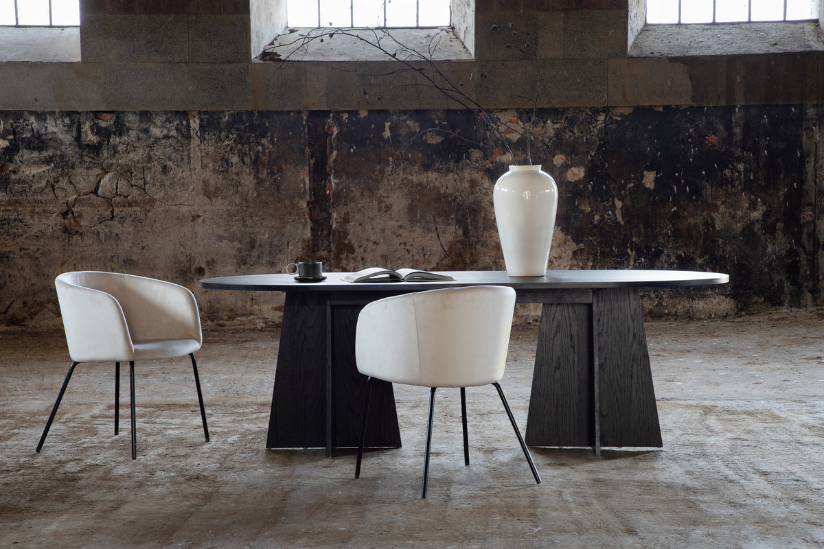 Oval Dining Table 115 x 230 Black