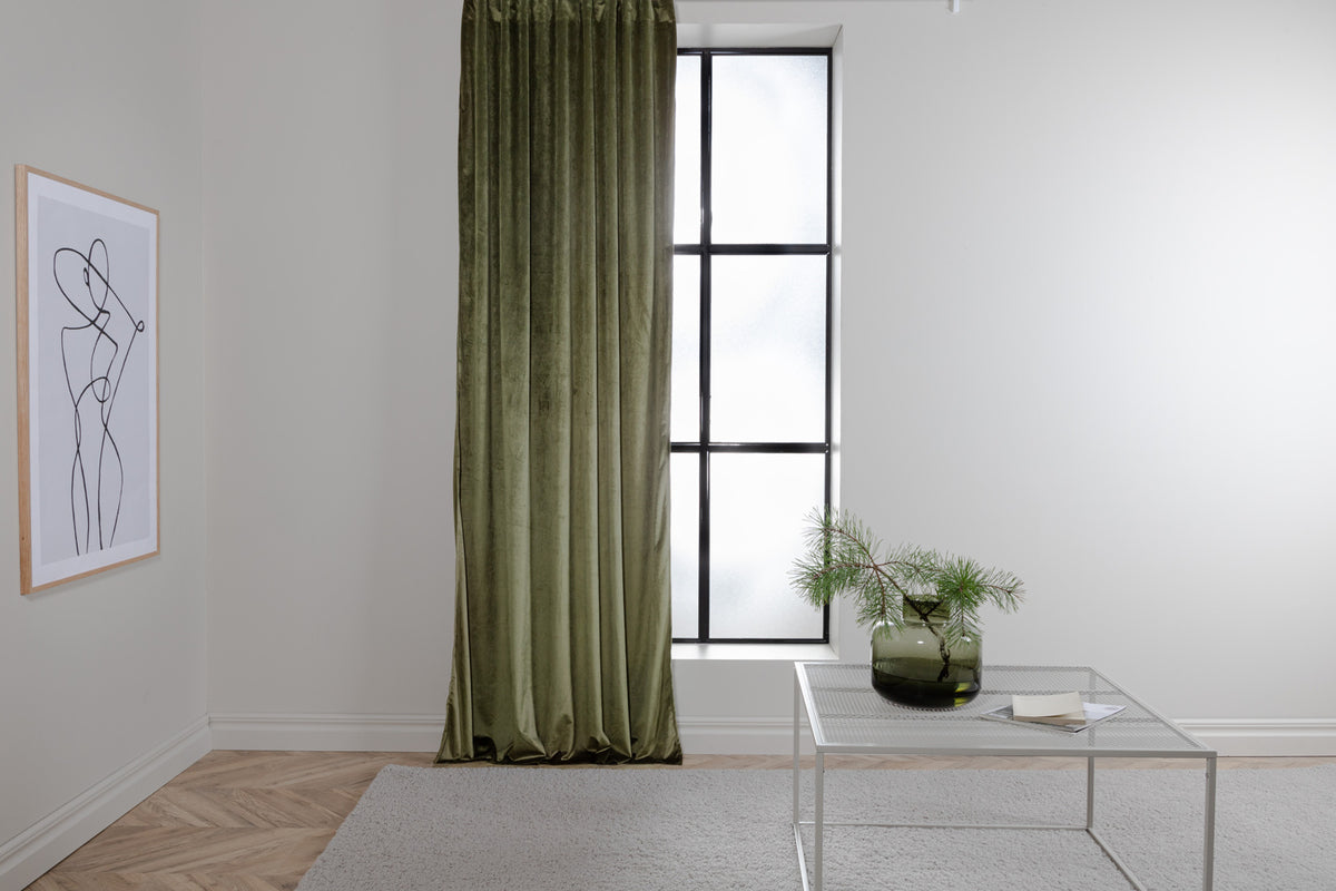 Curtain 135 x 250