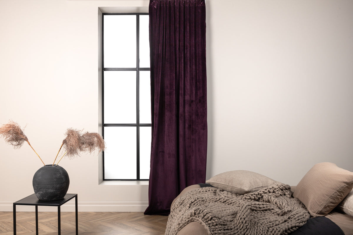 Curtain 135 x 250