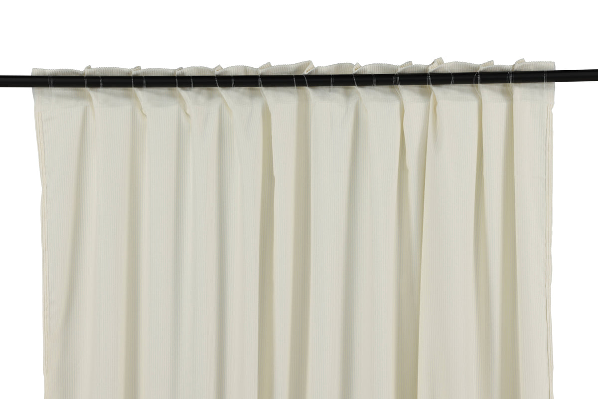 Curtain 140 x 240