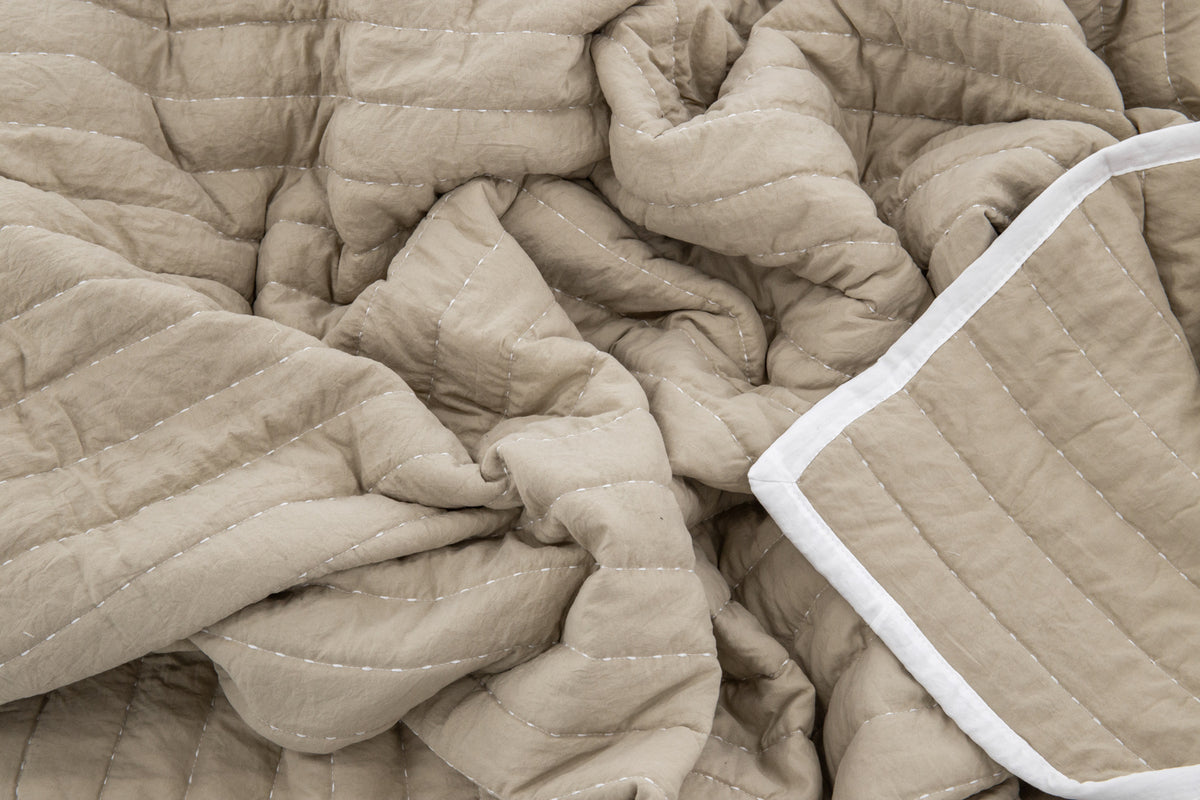 Bedspread 250 x 150 Beige