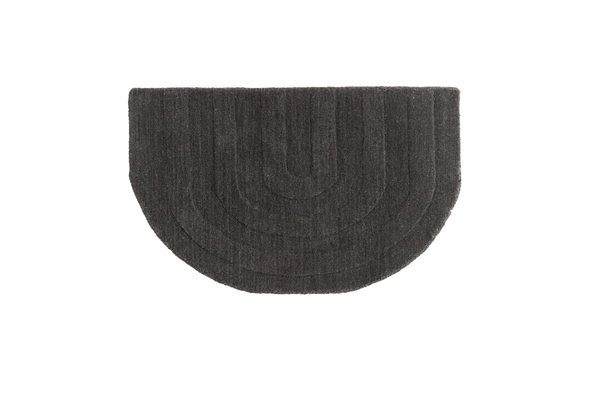 Oval Carpet 50 x 80 Black