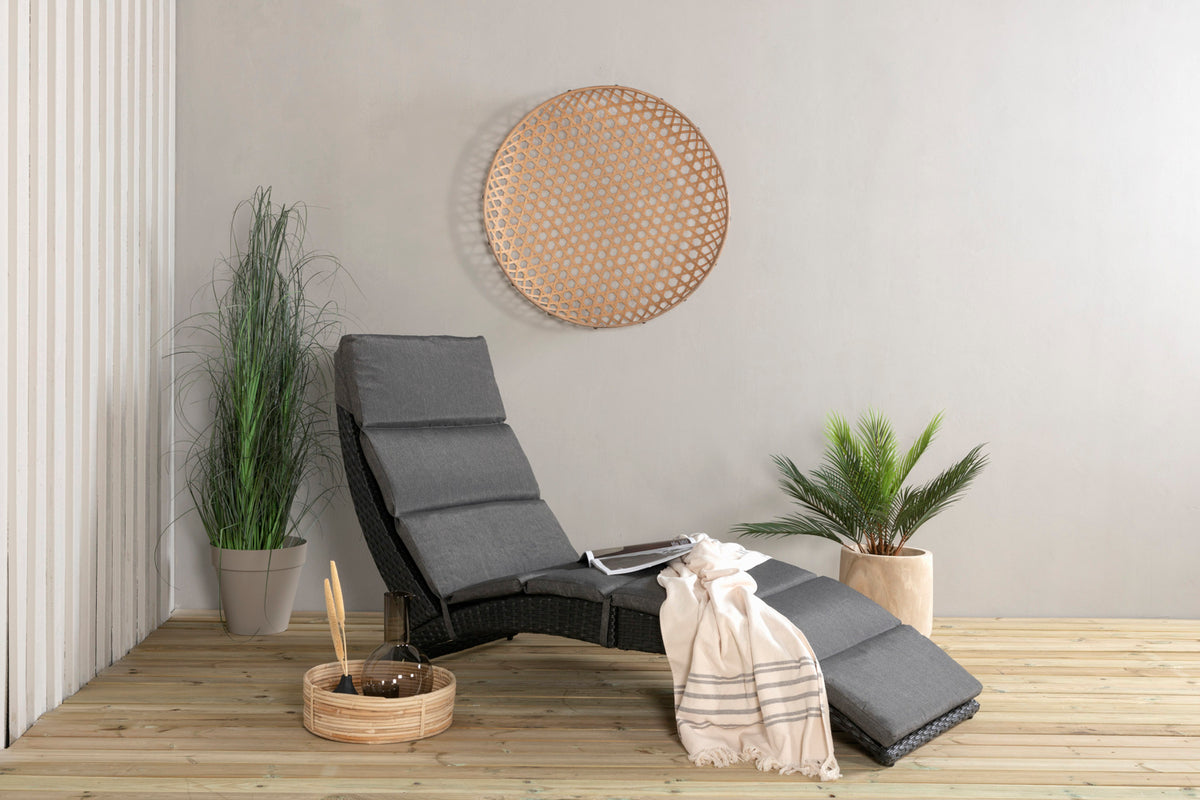 Sun Lounge
