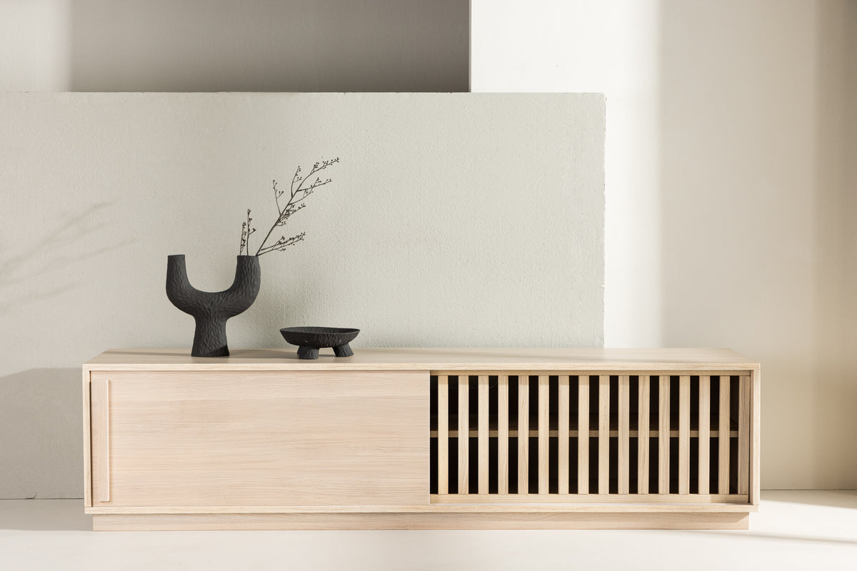TV Stand 180 x 45