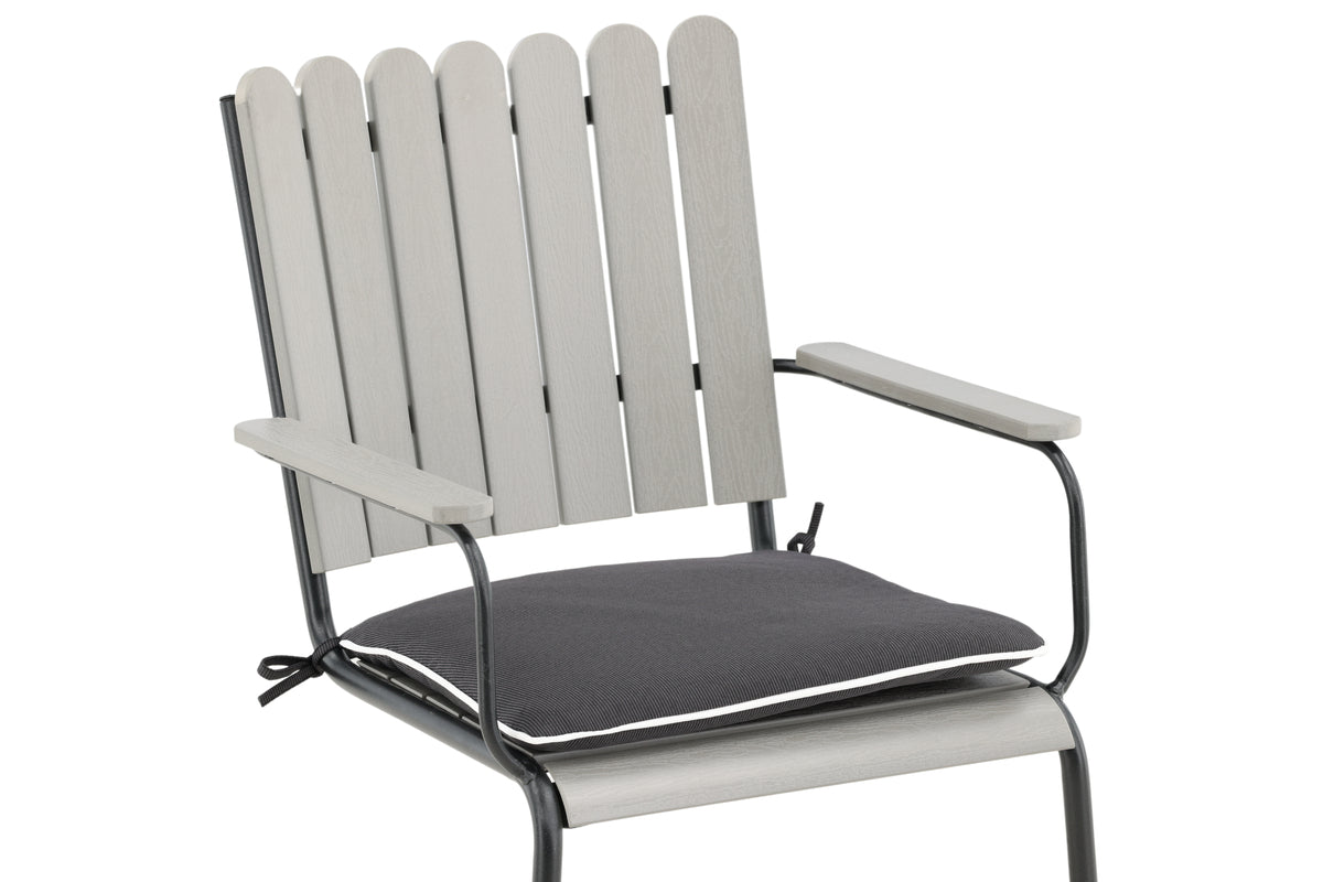 Cushion Chair 39 x 46