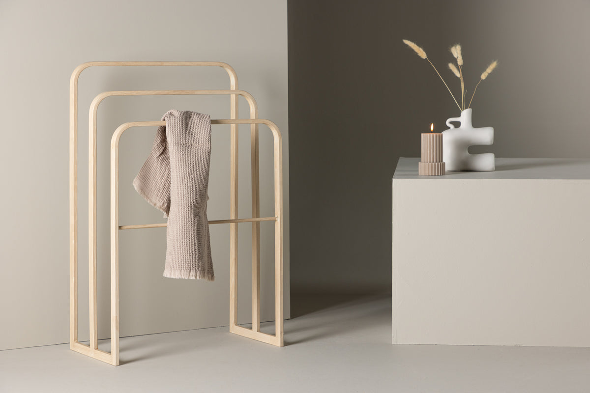 Hanger 30 x 76