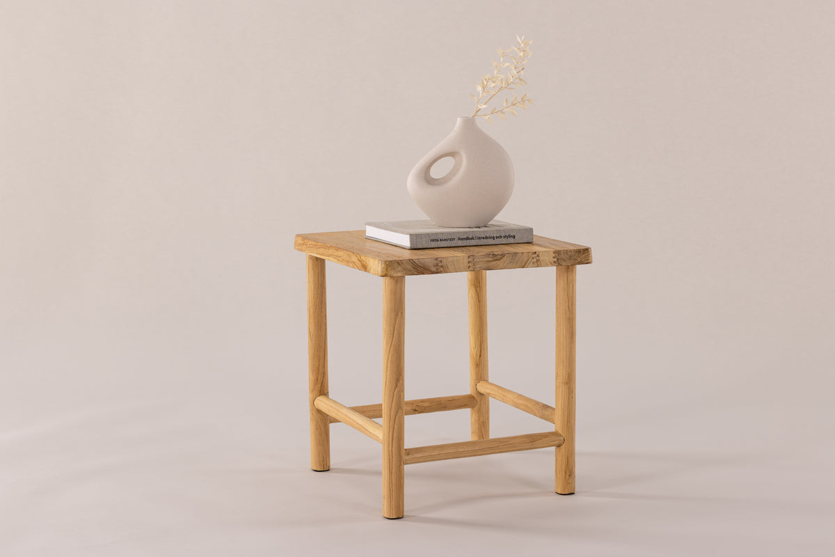 Stool Nature