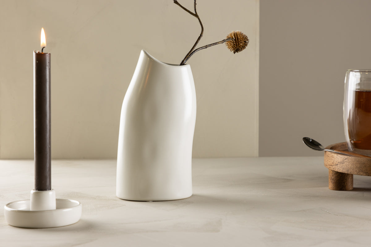 Vase 23 x 12 x 9 White