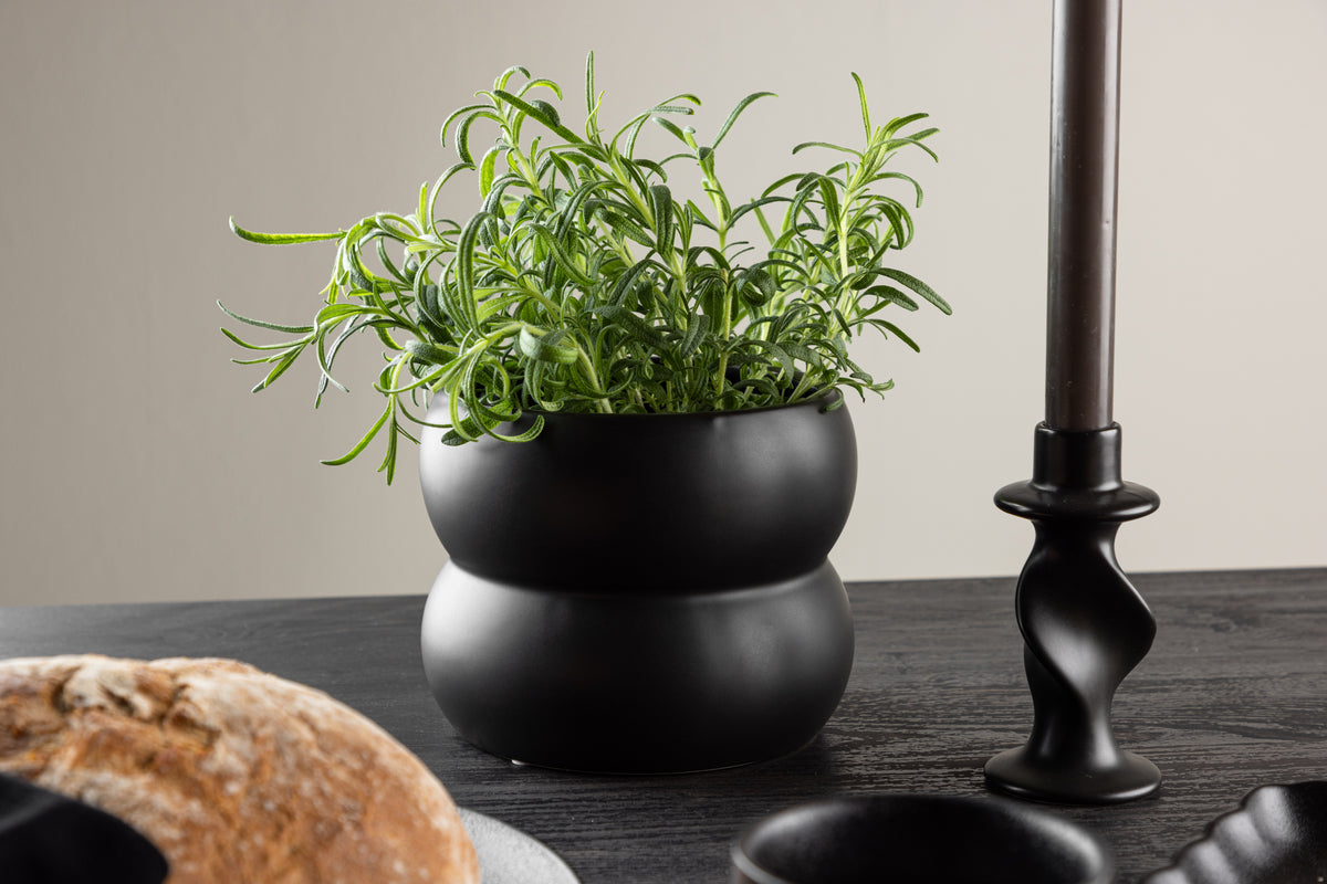 Pot ø16 Matte black