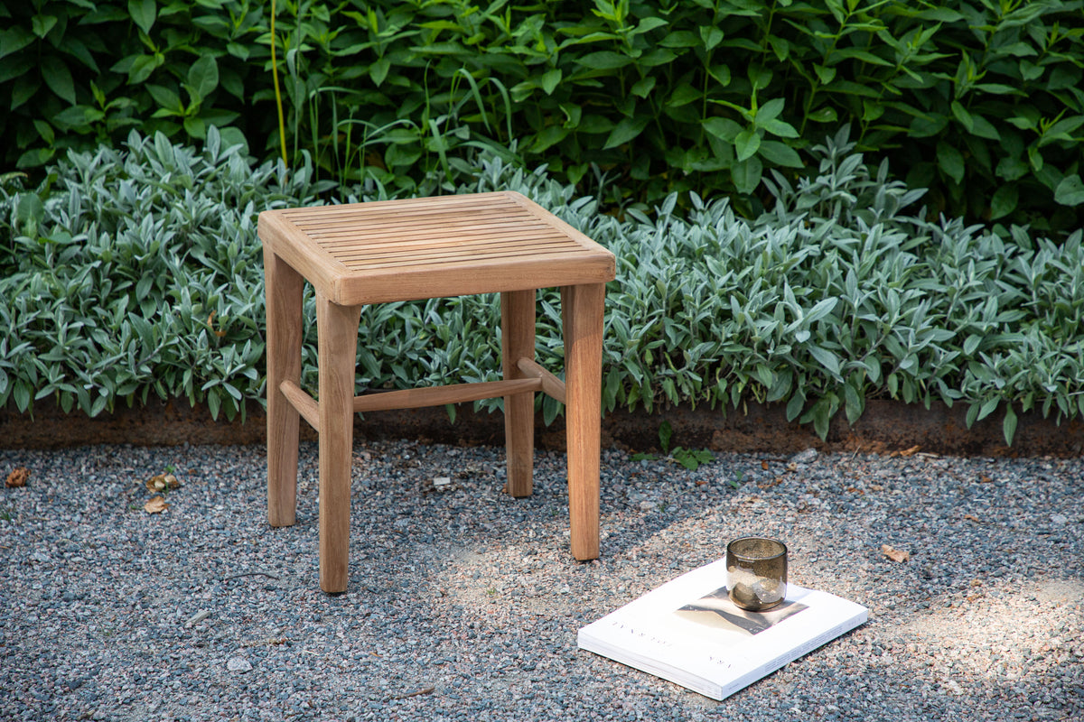 Stool Nature