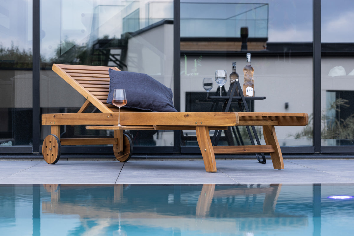 Sun Lounge