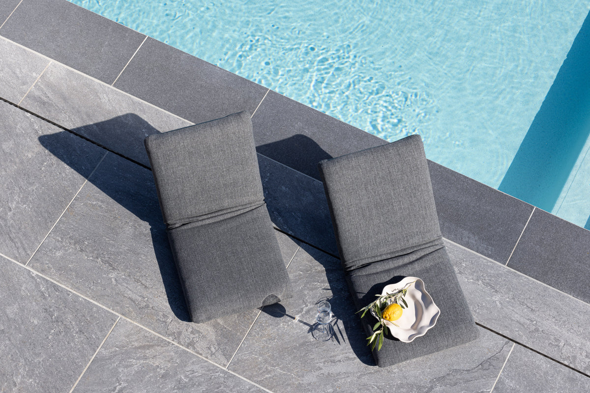 Sun Lounge