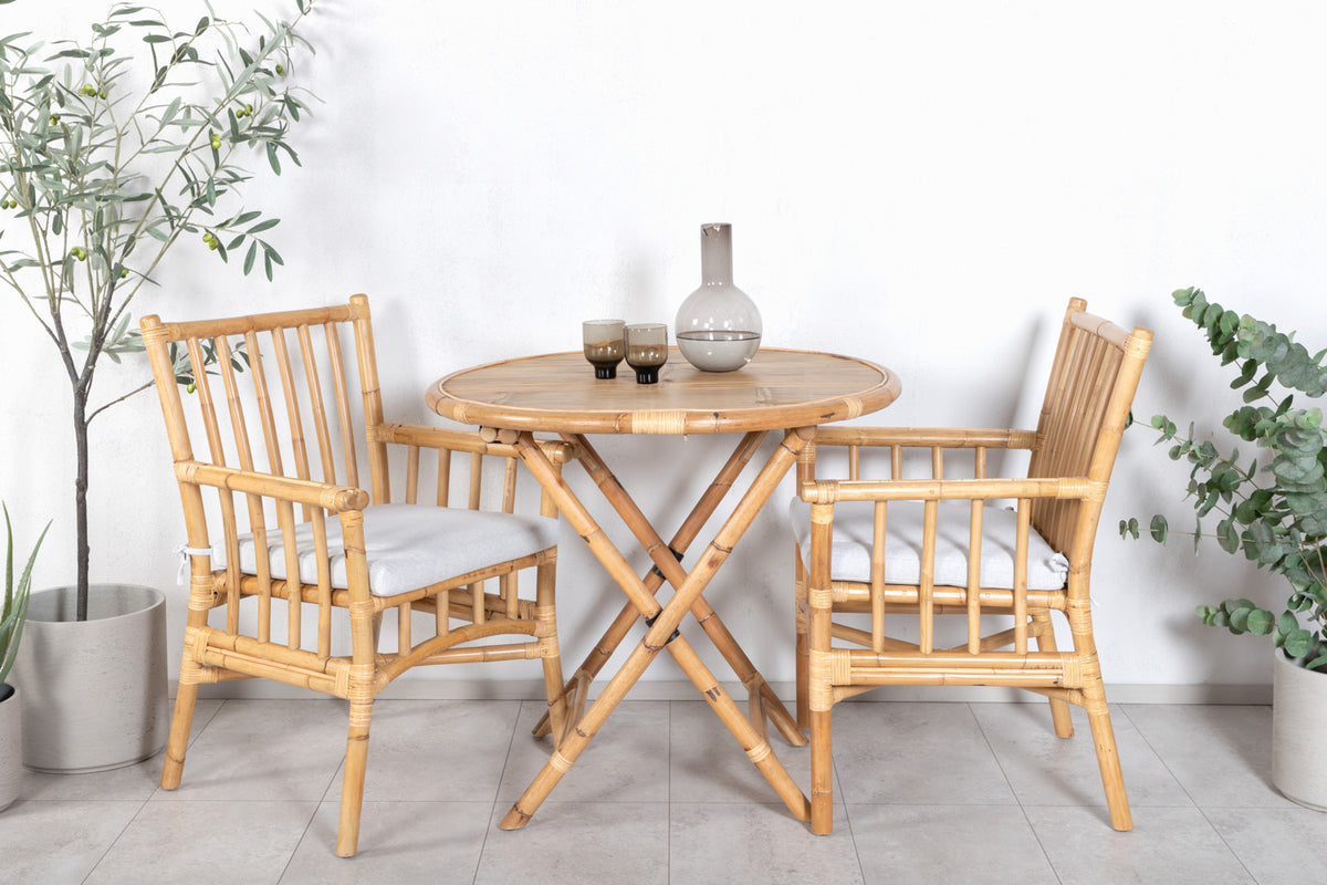 Dining Chair Nature + Cafe Table ø80 Nature