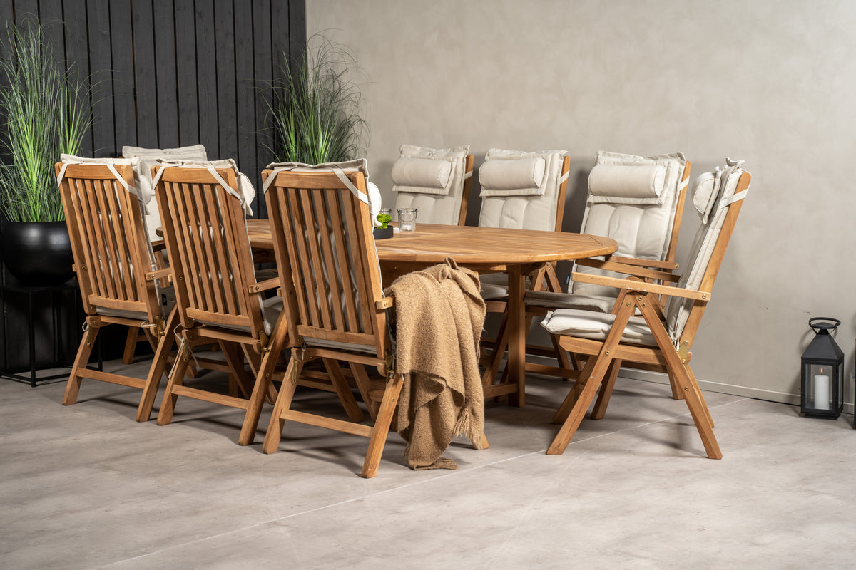 Position Chair Nature + Oval Dining Table