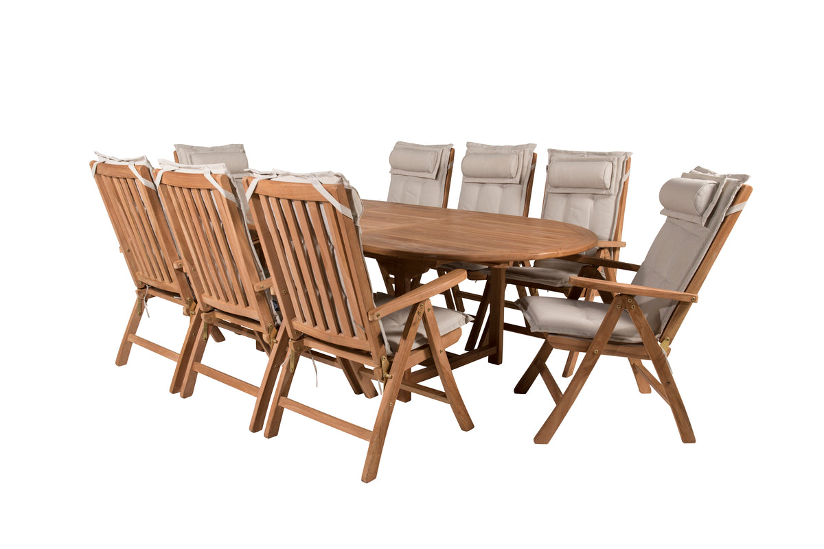 Position Chair Nature + Oval Dining Table